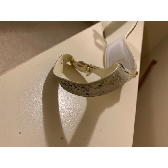 Stuart Weitzman Cream Heeled Sandals - Picture 6 of 6